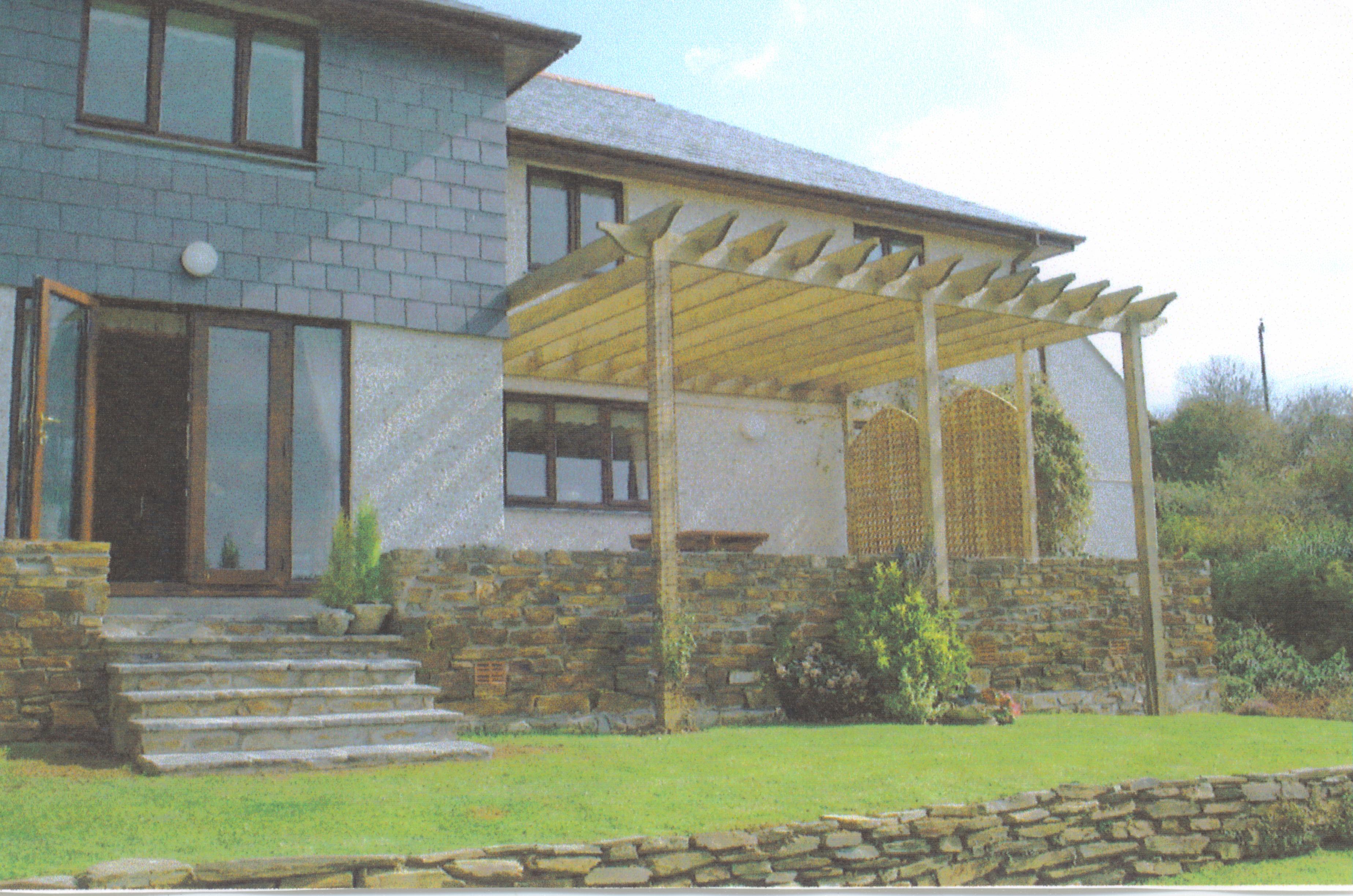 ROSELAND PERGOLA 1 002